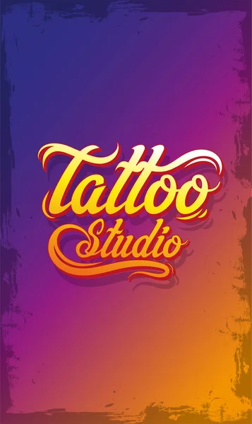 Gele en rode tattoo studio tekst embleem cartoon — Stockvector