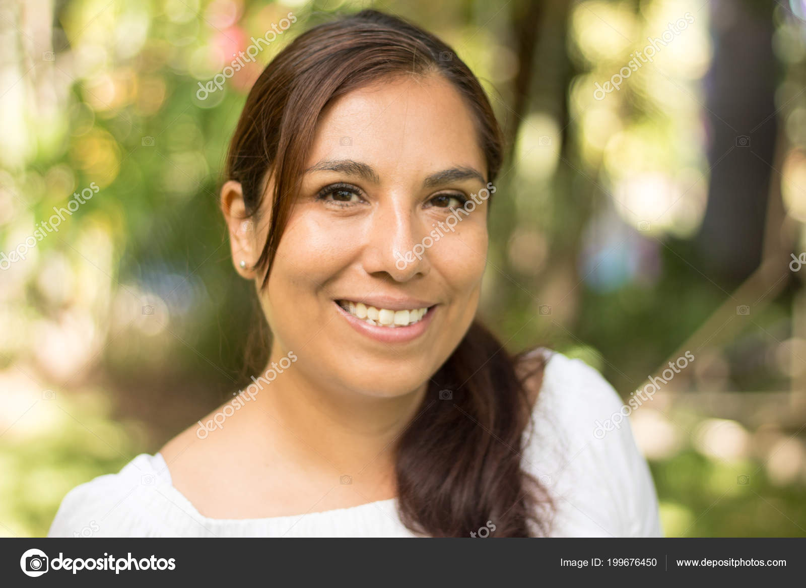 Retrato Mujer Madura Latina Sonriendo fotografía de stock