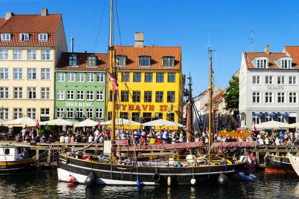 Copenhague Dinamarca Julio 2018 Calles Copenhague Hermosas Casas Colores Canal — Foto de Stock