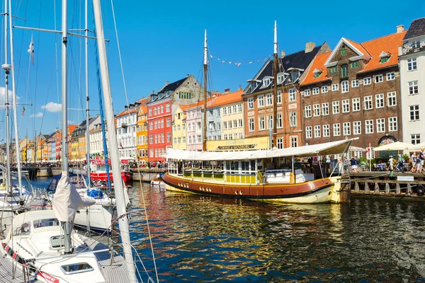 Copenhague Dinamarca Julio 2018 Calles Copenhague Hermosas Casas Colores Canal — Foto de Stock