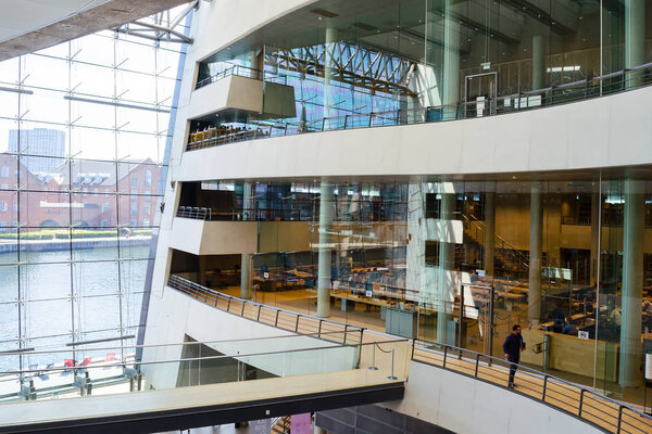 Копенгаген, Дания - 9 июля 2018 года. Королевская библиотека Копенгагена, Черный Алмаз. Внутренние достопримечательности
