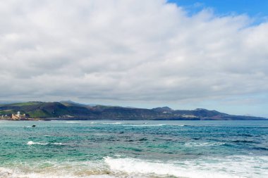 Güzel bir bulutlu gökyüzü güzel okyanus manzaralı. Deniz manzarası. Deniz arka plan.