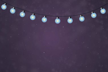 Koyu mavi bir arka plan üzerinde ampuller Noel çelenk. Kopya alanı. Yeni Yıl arka plan.