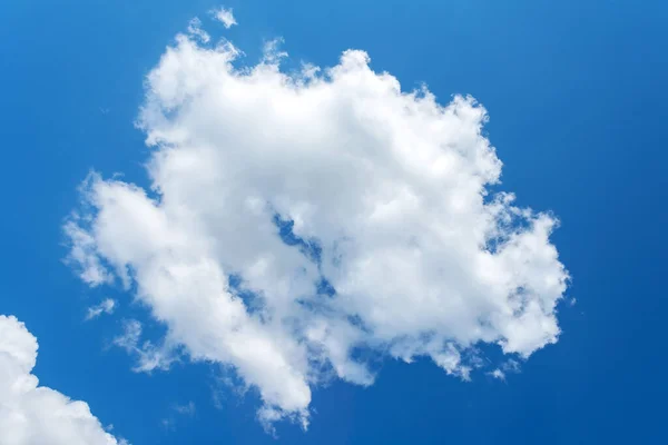 Hermosa Nube Blanca Cielo Azul Naturaleza Contexto —  Fotos de Stock