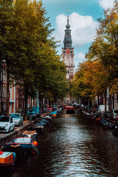 일몰에 Soutern Zuiderkerk 암스테르담의 놀라운 Groenburgwal — 스톡 사진
