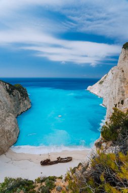 Üstten görünüm Navagio batık Beach adada Zakynthos, Yunanistan. Ünlü cazibe Simgesel Yapı görülmesi gereken yer ziyaret yaz tatili