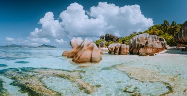 Etkileyici doğa güzel Anse kaynak dargent Plajı, La Digue Adası, Seyşel Adaları'nda. Muhteşem konumu