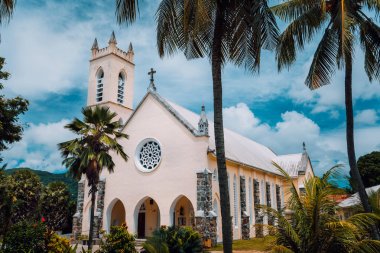 Küçük bir konumda St Roch Roma Katolik Kilisesi Beau Vallon, Mahe Adası, Seyşeller.