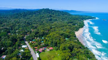 Kosta Rika Puerto Viejo Karayipler'de, havadan görüntü