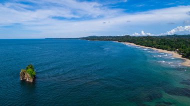 Kosta Rika Puerto Viejo Karayipler'de, havadan görüntü