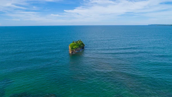 Kosta Rika Puerto Viejo Karayipler'de, havadan görüntü