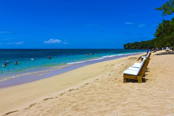 海と竹ビーチ ジャマイカで砂 — ストック写真