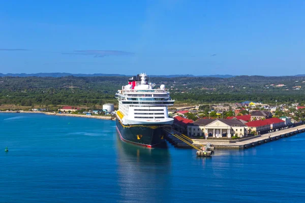 Falmouth Jamaica Mayo 2018 Disney Fantasy Disney Cruise Line Atracó — Foto de Stock