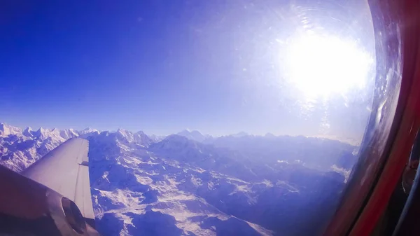 Légi Felvétel Himalája Repülőgép Ablakból Napsütéses Napon — Stock Fotó
