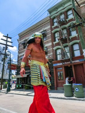 Orlando, Florida, ABD - 08 Mayıs 2018: İntikam mumya sürüş Universal Studios Orlando, giriş