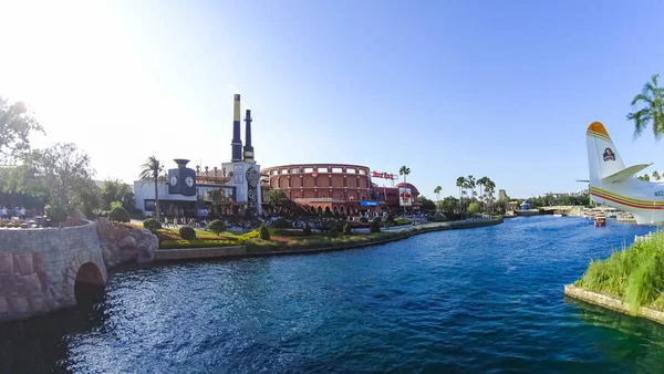 Orlando, Estados Unidos - 8 de mayo de 2018: Charlie Chocolate Emporium en el Universal Orlando Resort —  Fotos de Stock