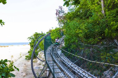 Yaz yarış kızağı Labadee Adası'nda Haiti pistte güneşli gün,