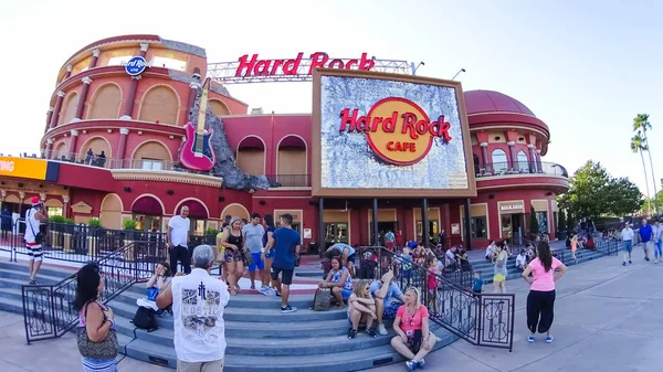 Орландо, США — 8 травня 2018: Hard Rock Cafe в Юніверсал Сіті ходьби — стокове фото