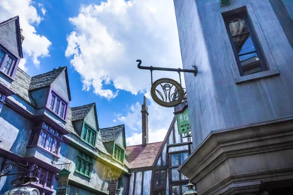 ORLANDO, EE.UU. - 05 de enero de 2017: El mundo mágico de Harry Potter en Universal Studios Orlando. Universal Studios Orlando es un parque temático en Orlando, Florida . — Foto de Stock