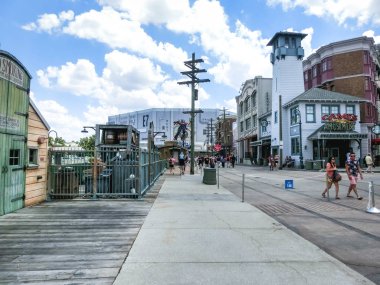 Orlando, Florida, ABD - 10 Mayıs 2018: park Universal Studios adlı insanlar. Bir tema park resort Orlando, Florida'nın Orlando olduğunu.