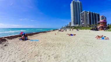 Miami Beach Florida lüks daire ve su yolu ile