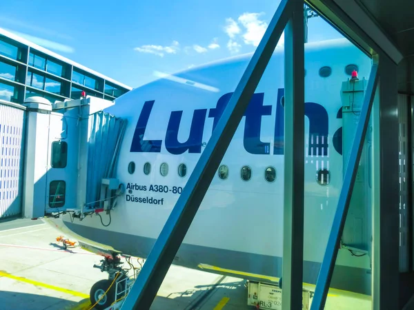Frankfurt Duitsland April 2018 Lijn Vliegtuigen Lufthansa Airbus A380 Klaar — Stockfoto