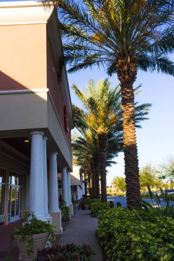 Orlando, Amerika Birleşik Devletleri - 10 Mayıs 2018: Alışveriş merkezi Orlando premium outlet, Orlando, ABD