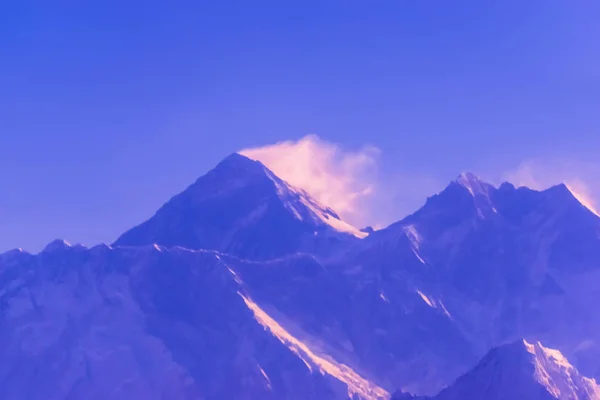 Himalaya bergen i Nepal, utsikt över lilla byn Braga på Annapurna krets — Stockfoto