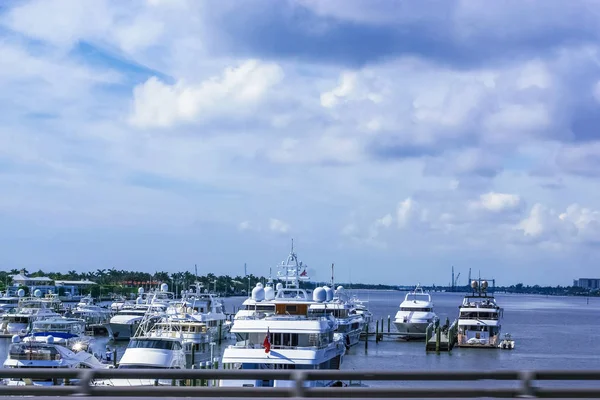 Yachts at West Palm Beach, Florida — Stock Photo, Image