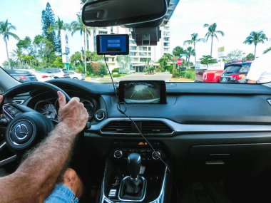 Ft.Lauderdale'de, Amerika Birleşik Devletleri - 12 Mayıs 2018: Genel parkpilot parktronic elektronik yardım sistem sensörler aracın manevra ile