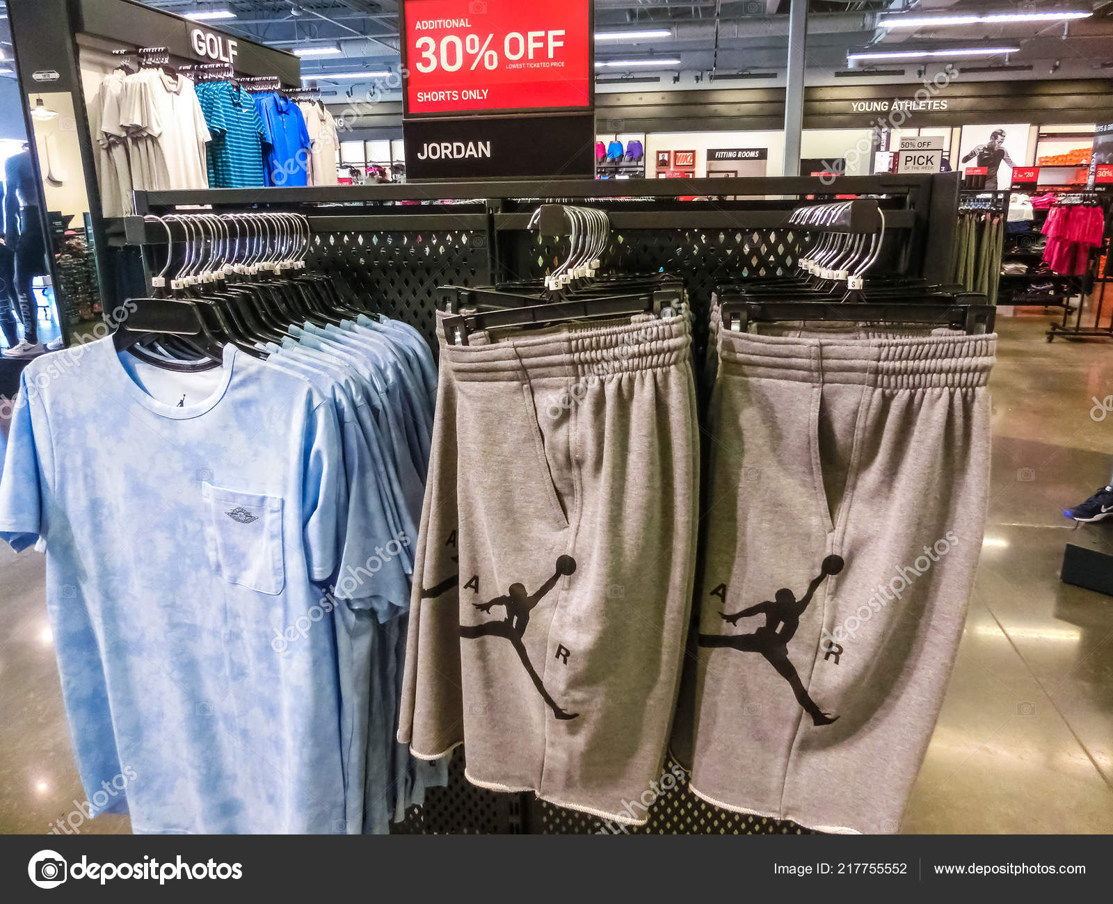 nike premium outlet