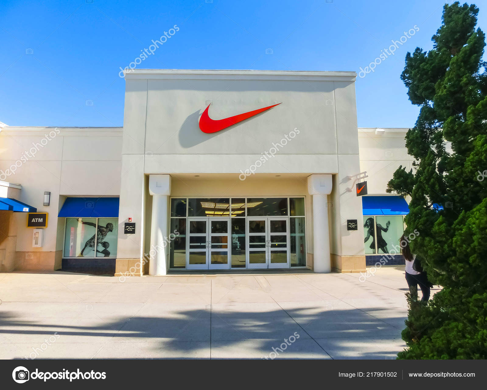 nike shop at