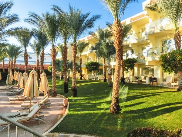 Sharm El Sheikh, Égypte - 31 décembre 2018 : Luxe tropical Xperience Sea Breeze Resort sur la plage de la mer Rouge . — Photo