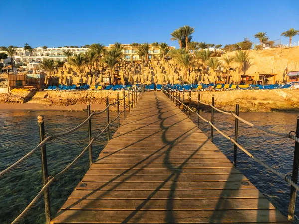 Sharm El Sheikh, Egypten - 31 December, 2018:Red havet stranden vid Egypten, Sharm el-Sheikh — Stockfoto