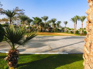 Sharm El Sheikh, Mısır - 31 Aralık 2018: Tropikal lüks Sultan bahçeleri Resort Red Sea Beach.