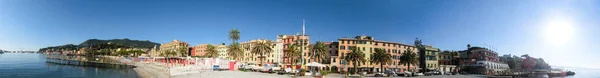 Resevy över staden Rapallo i Italien — Stockfoto