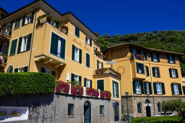 Portofino, Italië - 17 september 2019: uitzicht op het Piccolo Hotel — Stockfoto