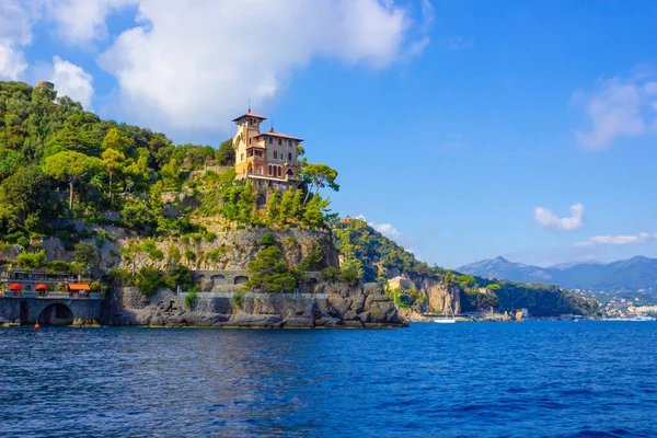 Pobřežní vily v blízkosti Portofina v Itálii — Stock fotografie