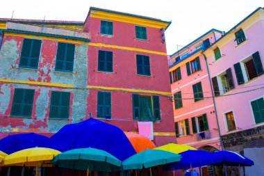 Vernazza kasabasındaki kumsal, Cinque Terre Ulusal Parkı