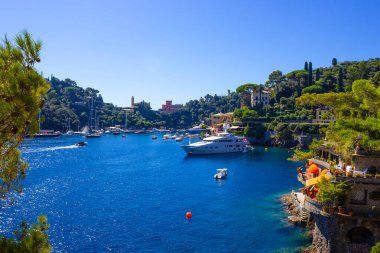 Güzel koyu renkli evlerin Portofino, Liguria, İtalya