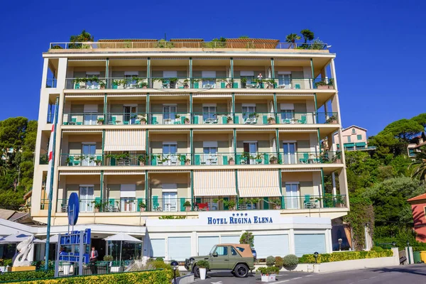 Santa Margherita ligure, Italy - 2019 년 9 월 13 일 : hotel Regina Elena at Santa Margherita ligure — 스톡 사진