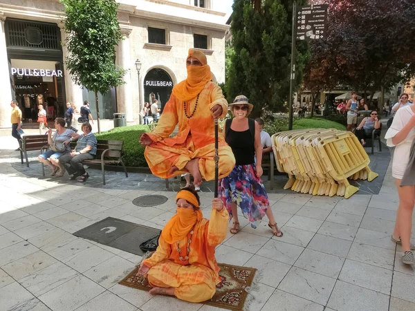 Palma Maiorca Espanha Setembro 2015 Levitação Artistas Rua Centro Palma — Fotografia de Stock