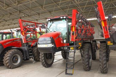 Kyiv, Ukrayna - 16 Haziran 2020: 16 Haziran 2020 'de Ukrayna' nın Kyiv kentinde kendinden itişli spreyci Tecnova