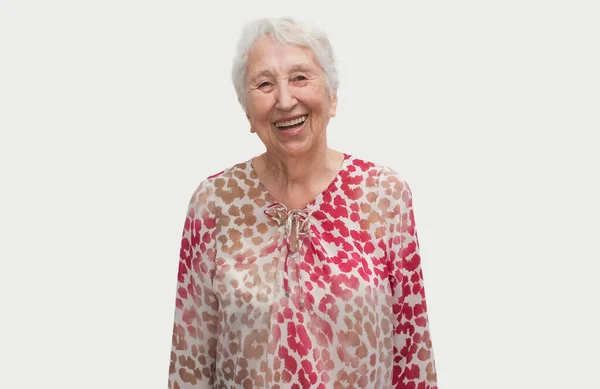 Retrato Uma Mulher Sênior Sorridente Alegre Sobre Fundo Estúdio — Fotografia de Stock