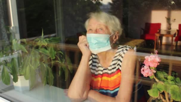 Das Covid Gesundheits Sicherheits Und Pandemiekonzept Ältere Einsame Frau Mit — Stockvideo