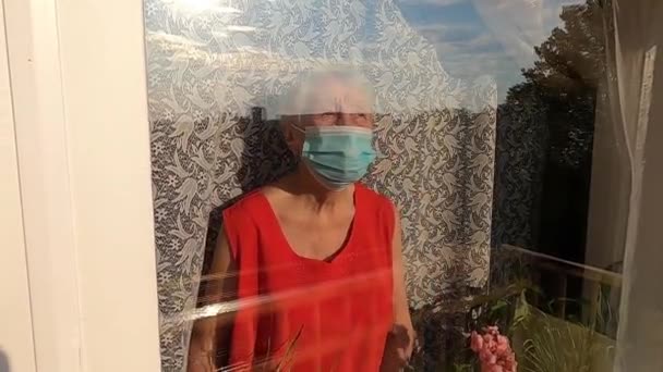 Konsep Covid Kesehatan Keamanan Dan Pandemi Wanita Tua Kesepian Senior — Stok Video