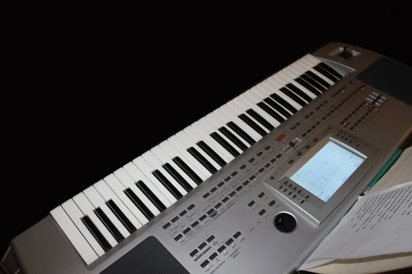 Neue Moderne Pfeifenorgel Tastatur Draufsicht Einfache Nahaufnahme Elektronischer Instrumente Musikalischer — Stockfoto