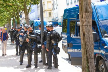 Lyon, Fransa - 16 Haziran 2016: 16 Haziran 2016 'da Fransa' nın Lyon kentindeki jandarmalar