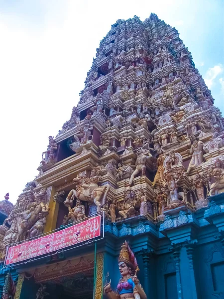 Colombo Sri Lanka Maio 2009 Portão Para Torre Templo Hindu — Fotografia de Stock