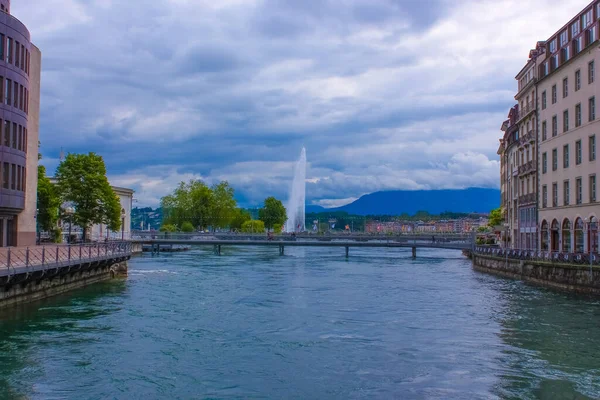 Vistas Exteriores Los Edificios Fuente Lago Ginebra Segunda Ciudad Más — Foto de Stock